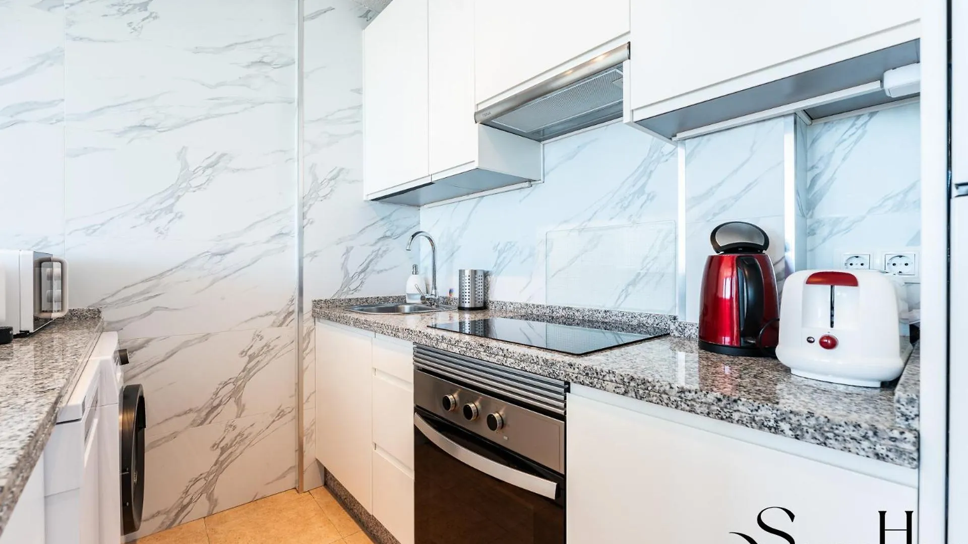 Central 2 Bed I Pool I Sea View Benalmádena Spanien
