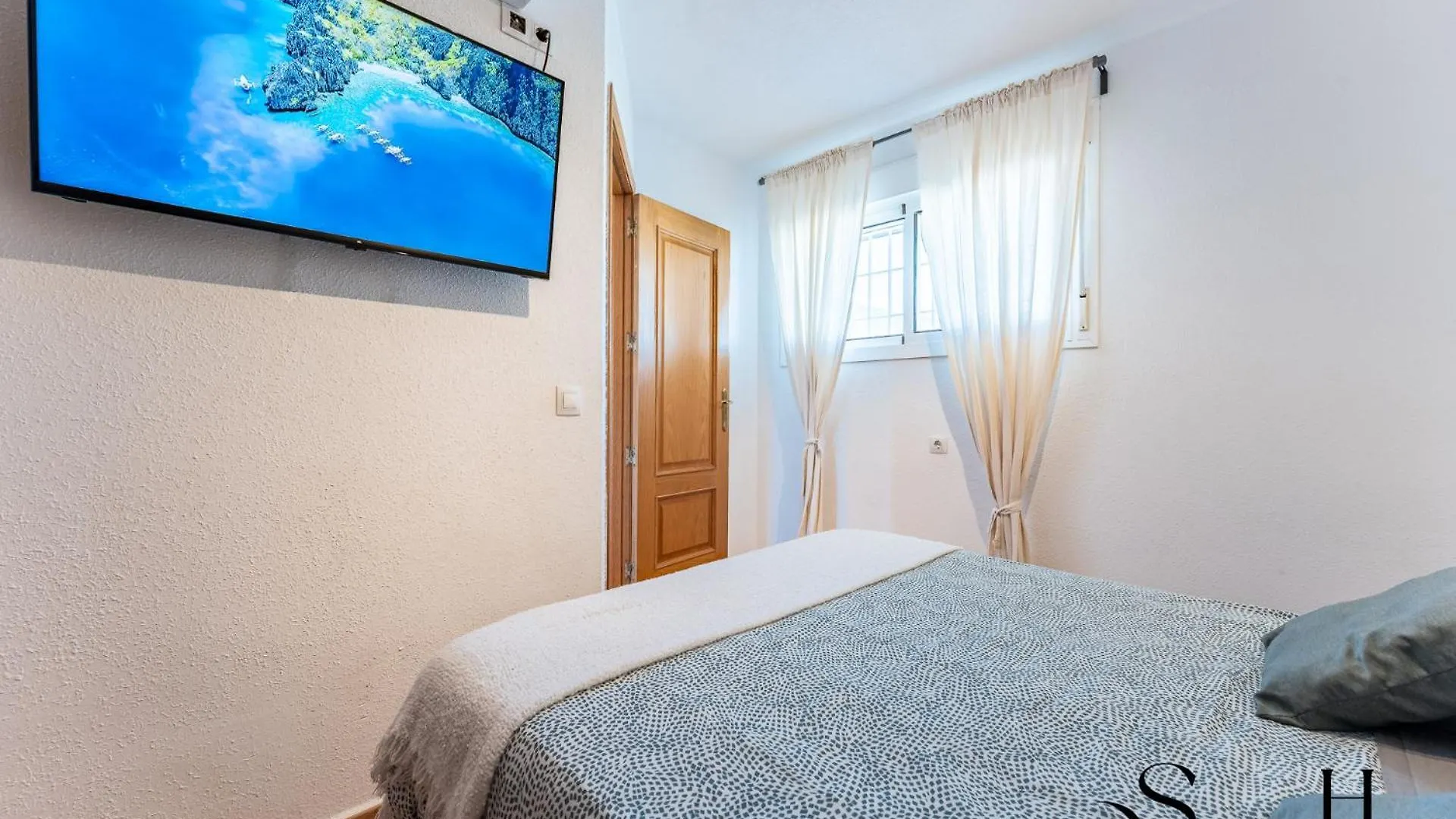 Apartment Central 2 Bed I Pool I Sea View Benalmadena